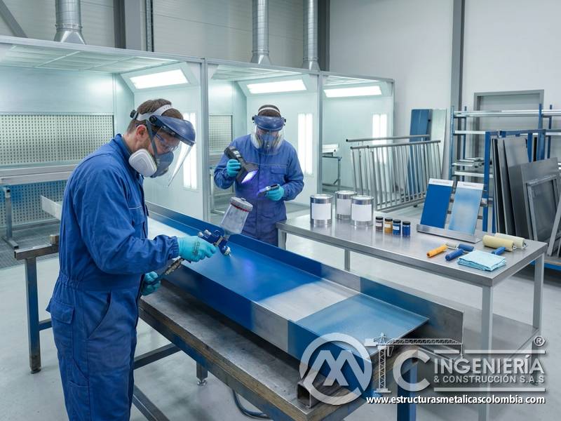 Pinturas con resistencia UV para prevenir decoloración industrial en Bogotá, Colombia. Montajes, Ingeniería y Construcción. MIC SAS.