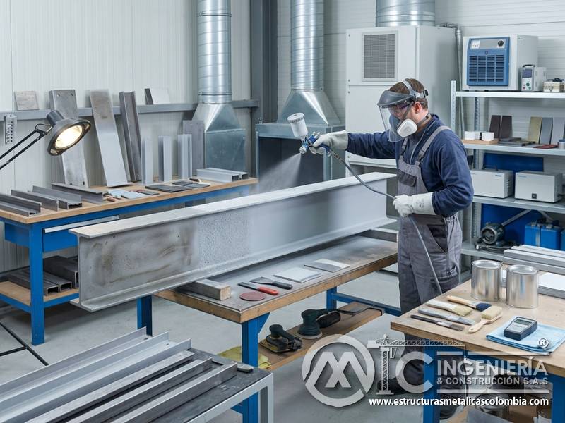 Imprimación como base sólida para adherencia de pintura industrial en Bogotá, Colombia. Montajes, Ingeniería y Construcción. MIC SAS.