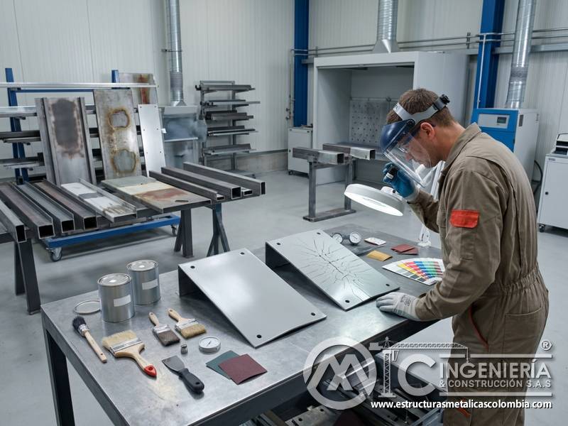 Control de flexibilidad en pintura industrial para evitar fisuras en Bogotá, Colombia. Montajes, Ingeniería y Construcción. MIC SAS.