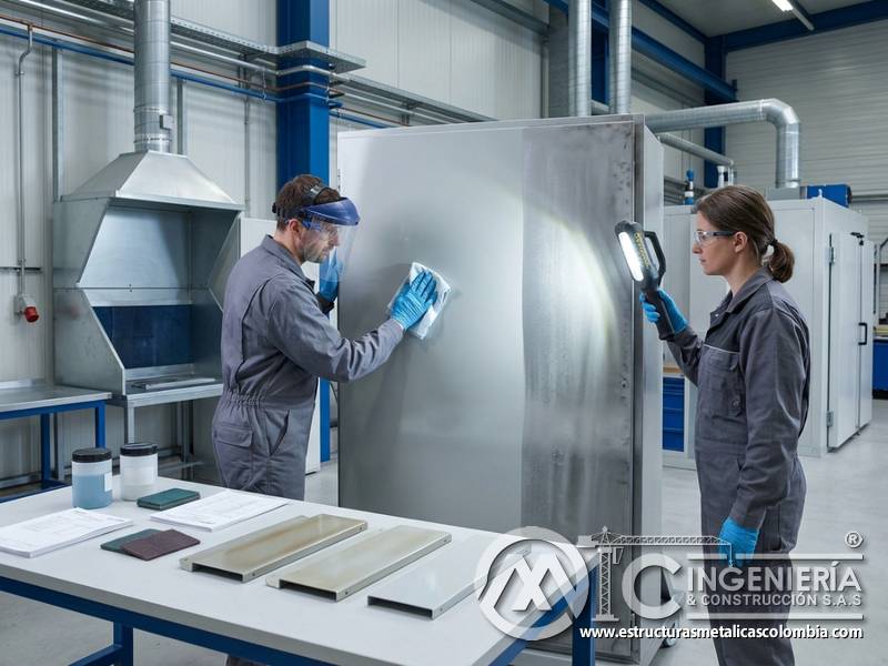 Preservación de brillo y apariencia en recubrimientos industriales sobre metal en Bogotá, Colombia. Montajes, Ingeniería y Construcción. MIC SAS.