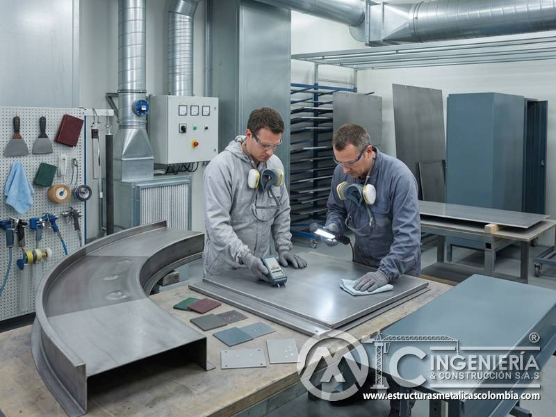 Control de humedad en la formación de burbujas de pintura industrial en Bogotá, Colombia. Montajes, Ingeniería y Construcción. MIC SAS.