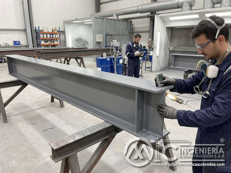 Protección anticorrosiva con pintura epóxica para acero en Bogotá, Colombia. Montajes, Ingeniería y Construcción. MIC SAS.