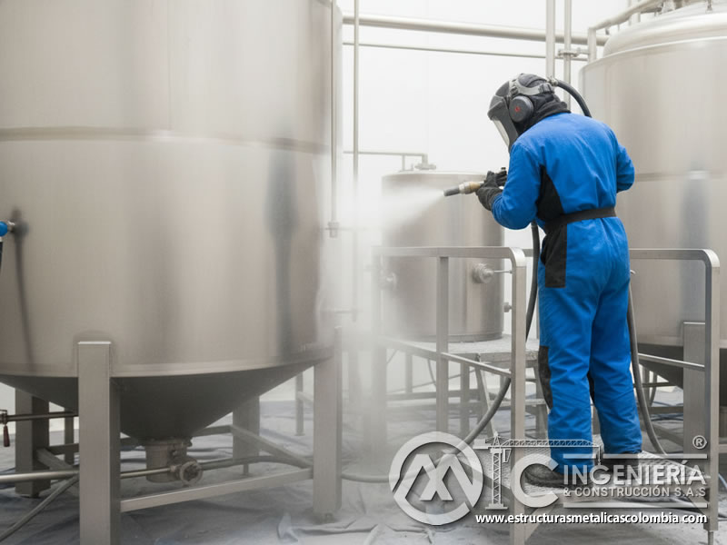 Arenado Tanques Acero Inoxidable Equipos Proceso Alimentos En Bogota Colombia en Bogotá, Colombia. Montajes, Ingeniería y Construcción. MIC SAS.