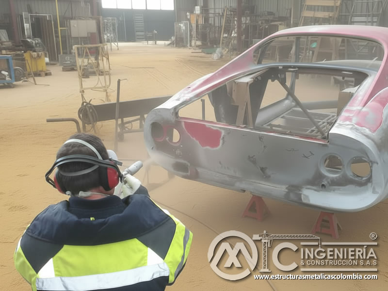 Sandblasting Carroceria Carreras Limpieza Abrasiva En Bogota Colombia en Bogotá, Colombia. Montajes, Ingeniería y Construcción. MIC SAS.
