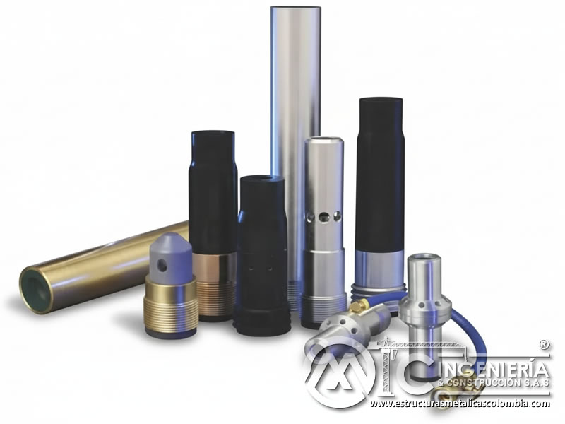 Colección de boquillas de sandblasting de diferentes tipos en Bogotá, Colombia. Montajes, Ingeniería y Construcción. MIC SAS.