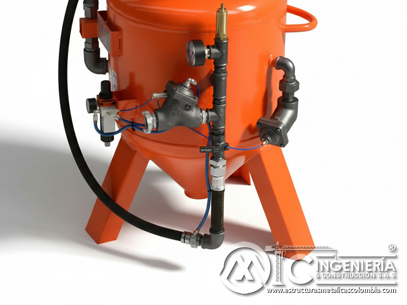 Válvulas y conexiones del tanque de presión para chorreado abrasivo en Bogotá, Colombia. Montajes, Ingeniería y Construcción. MIC SAS.