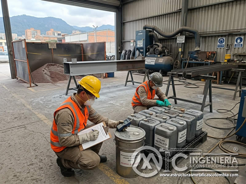 Impacto ambiental y mitigación de residuos de sandblasting en Bogotá, Colombia. Montajes, Ingeniería y Construcción. MIC SAS.