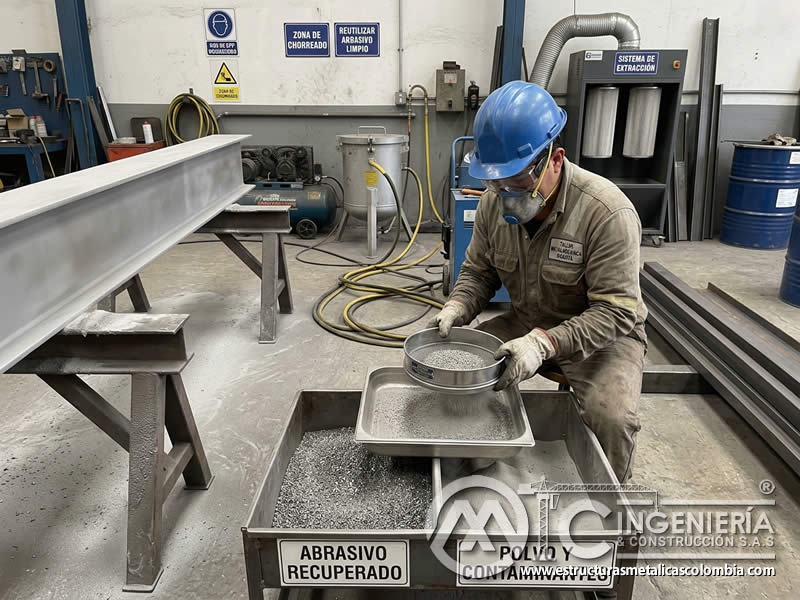 Separación de polvo de arenado y abrasivo recuperado en Bogotá, Colombia. Montajes, Ingeniería y Construcción. MIC SAS. Separación de polvo de arenado y abrasivo recuperado en Bogotá, Colombia. Montajes, Ingeniería y Construcción. MIC SAS.