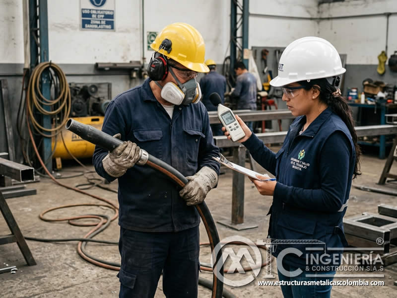 Riesgo de ruido y vibración en chorro abrasivo con protección auditiva y control de exposición en Bogotá, Colombia. Montajes, Ingeniería y Construcción. MIC SAS.