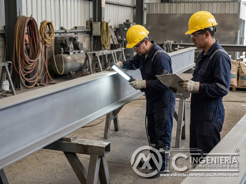 Iluminación para inspección de uniformidad en sandblasting en Bogotá, Colombia. Montajes, Ingeniería y Construcción. MIC SAS.