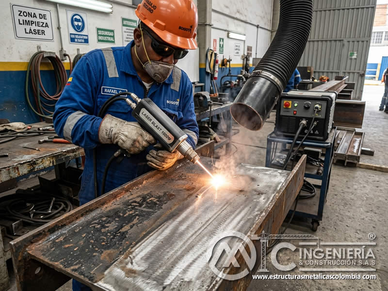 Haz láser concentrado para limpieza abrasiva en Bogotá, Colombia. Montajes, Ingeniería y Construcción. MIC SAS.