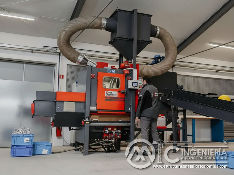 Máquina industrial de granallado con recuperación de abrasivo plástico. Bogotá, Colombia. Montajes, Ingeniería y Construcción. MIC SAS.